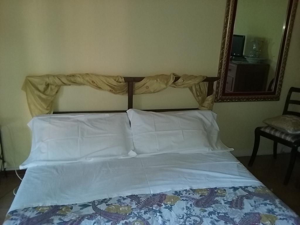 Bed and Breakfast Casa Virgilio Фоздиново Номер фото